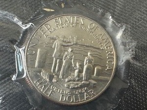 1986 (D)  Statue Of Liberty proof coin 50c half dollar