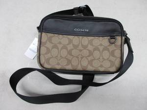 lot 81 image: Coach Graham Crossbody In Signature Canvas Mens (Black), New (Slight Dimple on Leather In Front - See Photo)