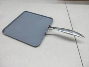 lot 115 image: GreenPan Valencia Pro Hard Anodized Healthy Ceramic Nonstick 11 Griddle Pan, PFAS-Free, Induction, Dishwasher Safe, Oven Safe, Gray, New