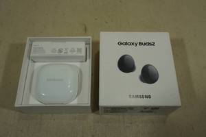 lot 23 image: Samsung Galaxy Buds2 Wireless Earbuds