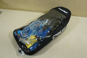 lot 35 image: Cressi Adult Palau Fin Snorkel Set -Fin Size LXL, Blue