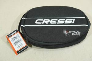 lot 42 image: Cressi Dive Console Bag