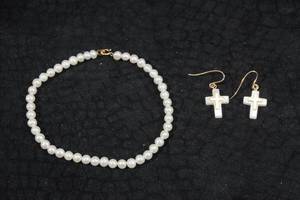 lot 129 image: Pearl Earrings and Bracelet - Christianing Gift - 14K Yellow Gold