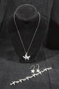 lot 148 image: Starfish Jewelry Set - Sterling Silver