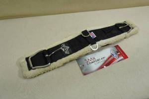 lot 174 image: Professionals Choice SMx Cinch -Size 24