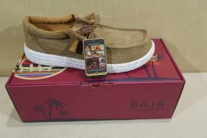 lot 194 image: Lamo Mens Baja Collection Paul Slip-On Shoes -Size 10