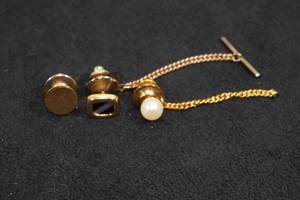 lot 121 image: Assorted Tie Tacks - 14K Yellow Gold