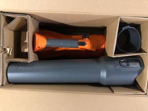 RIDGID 18V Brushless 130 MPH 510 CFM Cordless Battery Leaf Blower (Tool Only)   Customer Returns See Pictures