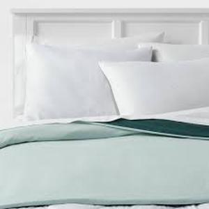 lot 9 image: 72x48 Reversible Microfiber Cover for Weighted Blanket - Room Essentials-MintDark Green