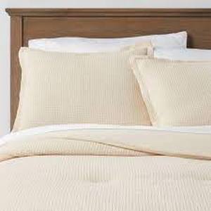 lot 30 image: Washed Waffle Weave Comforter & Pillow Sham Set - Threshold-Natural