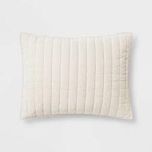 lot 112 image: Channel Stitch Velvet Quilt Sham - Threshold-Standard
