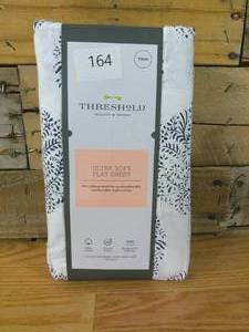 lot 164 image: Threshold 300 Thread Count Ultra Soft Printed Flat Sheet - Twin