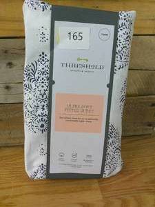 lot 165 image: Threshold 300 Thread Count Ultra Soft Printed Flat Sheet - Twin
