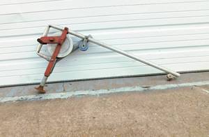 lot 78 image: Fishing Hoist