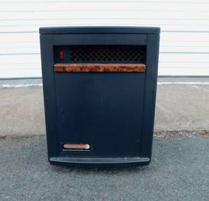 lot 57 image: Honeywell EdenPure Quartz Infrared Portable Heater