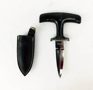 lot 89 image: Vintage Pakistan Push Dagger in Sheath