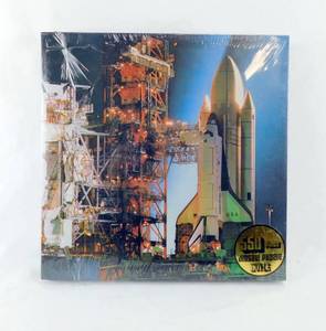 lot 83 image: Vintage 1982 Hail Columbia 550 Piece Jigsaw Puzzle by Hoyle