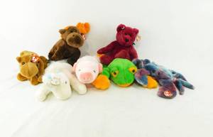 lot 26 image: Lot of 7 Beanie Baby Beanie Buddies