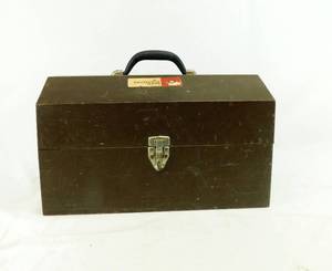 lot 69 image: Vintage Large and Heavy The Protector Series The Fisherman Tackle Box