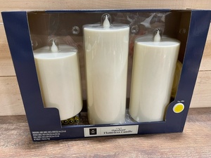 lot 24 image: Members Mark 3-Pack Outdoor Flameless Candle -  BRAND NEW - RETAIL PRICE $32.99