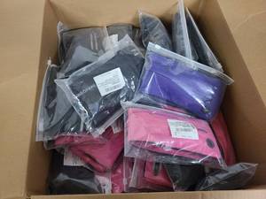 Box of adjustable reflective waist packs