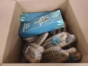Box of bendable moss poles