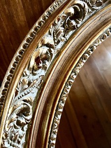 lot 170 image: Vintage Ornate Golden Oval Mirror