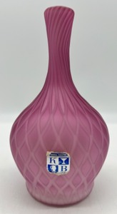 lot 23 image: Vintage Antique Diamond Quilted Bulbous MOP Cranberry Pink Glass Vase - Italy - #3