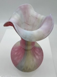 lot 31 image: Vintage Antique Diamond Quilted MOP Glass Vase - Rainbow #2