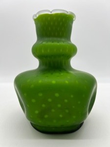 lot 38 image: Vintage Italian Raindrop Cased Glass Ring Neck Vase
