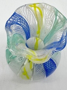lot 48 image: Venetian Latticino Ribbon Mini Art Glass Vase with Ruffle Edge