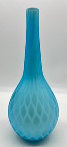 lot 76 image: Vintage Antique Diamond Quilted Bulbous MOP Turquoise&nbspGlass&nbspVase