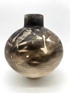 lot 94 image: Artisan RAKU Pottery Vessel - Signed