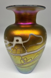 lot 131 image: ROBERT HELD Art Glass Vase - Canada