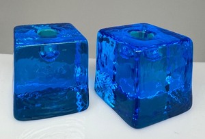 lot 142 image: Pair of Blue Glass Konst Glashyttan Ursula Block Cube Candle Holders