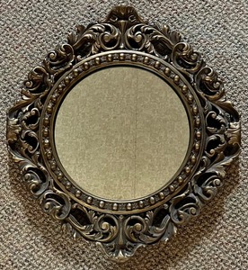 lot 227 image: Vintage Ornate Round Mirror