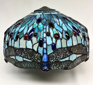 lot 16B image: Dragonfly Tiffany Style Hanging Chandelier Light