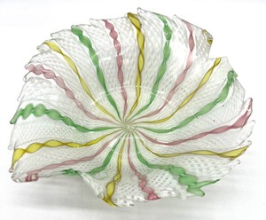 lot 88A image: Vintage Italian Latticino Ribbon Art Glass Bowl