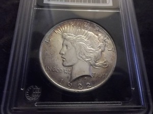 lot 39 image: 1922 Peace Silver Dollar