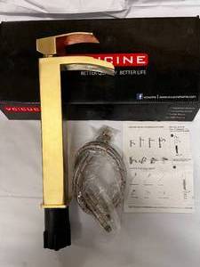 lot 178 image: Gold Tone Vessel Sink Faucet