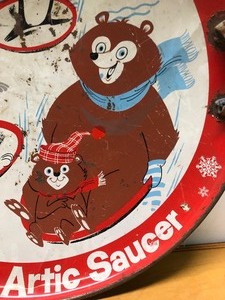 lot 25 image: Very Cool Vintage 1950s era ARCTIC SAUCER Snow Sled