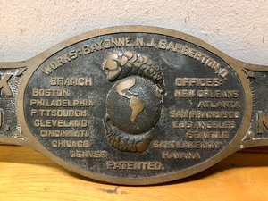 lot 26 image: Fantastic LARGE 27 Antique BronzeBrass Builders Plaque - Babcock & Wilcox Company