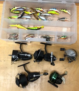 lot 43 image: Nice Lot of Fishing Reels & Lures