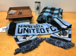 lot 125 image: Nice Group of United FC Memorabilia
