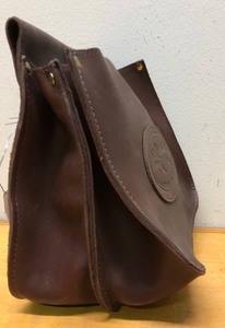 lot 138 image: J.W. Hulme Leather Shell Bag