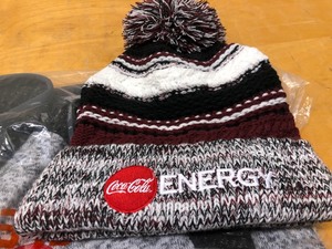 lot 142 image: Brand New COCA COLA Sweatshirt & 2 Hats