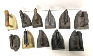 lot 162 image: Nice Collection of Antique Irons