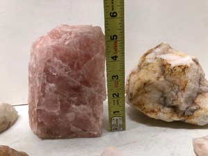 lot 171 image: Group of Larger Rocks Quartz etc
