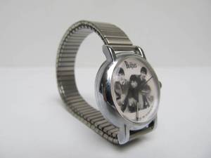 lot 250 image: Vintage 1980s BEATLES Watch
