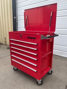 lot 3 image: Quality SNAP-ON Rolling Tool Chest